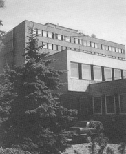 1.jpg (31713 bytes)